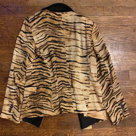 Zara, BN Beautiful Silk Tiger Print Blazer, Size L - Picture 5 of 11